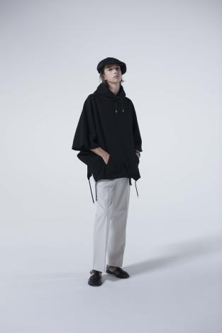 PONCHO PARKA *ブラック*