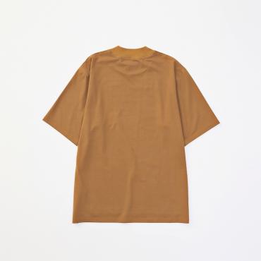 SEAMLESS MOCK NECK TEE *ブラウン*