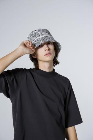 ×HAV-A-HANK×CA4LA / PAISLEY BUCKET HAT *ホワイト*