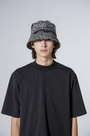 ×HAV-A-HANK×CA4LA / PAISLEY BUCKET HAT *ブラック*