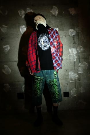 LEATHER FACE MASK TEE *チャコール*