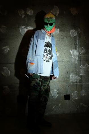 MICHAEL MYERS MASK TEE *チャコール*