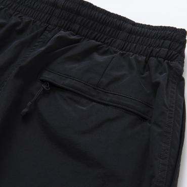 NYLON SHORTS *ブラック*